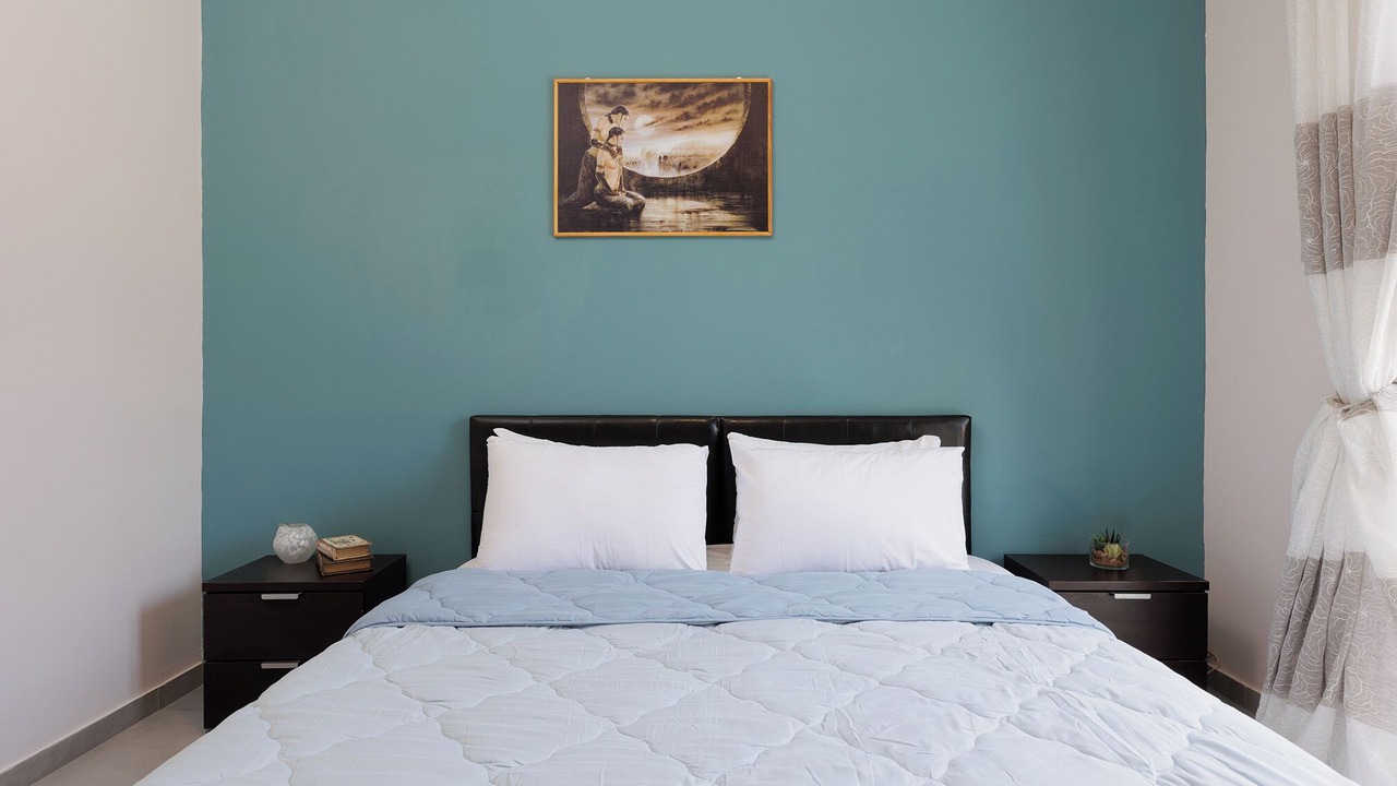 Photo of Bedroom in Ipsos