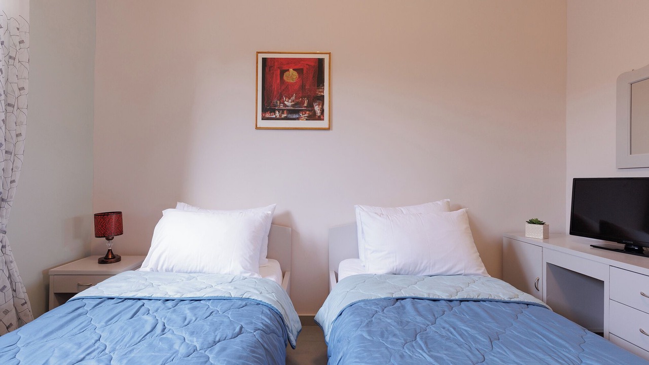 Photo of Bedroom in Ipsos