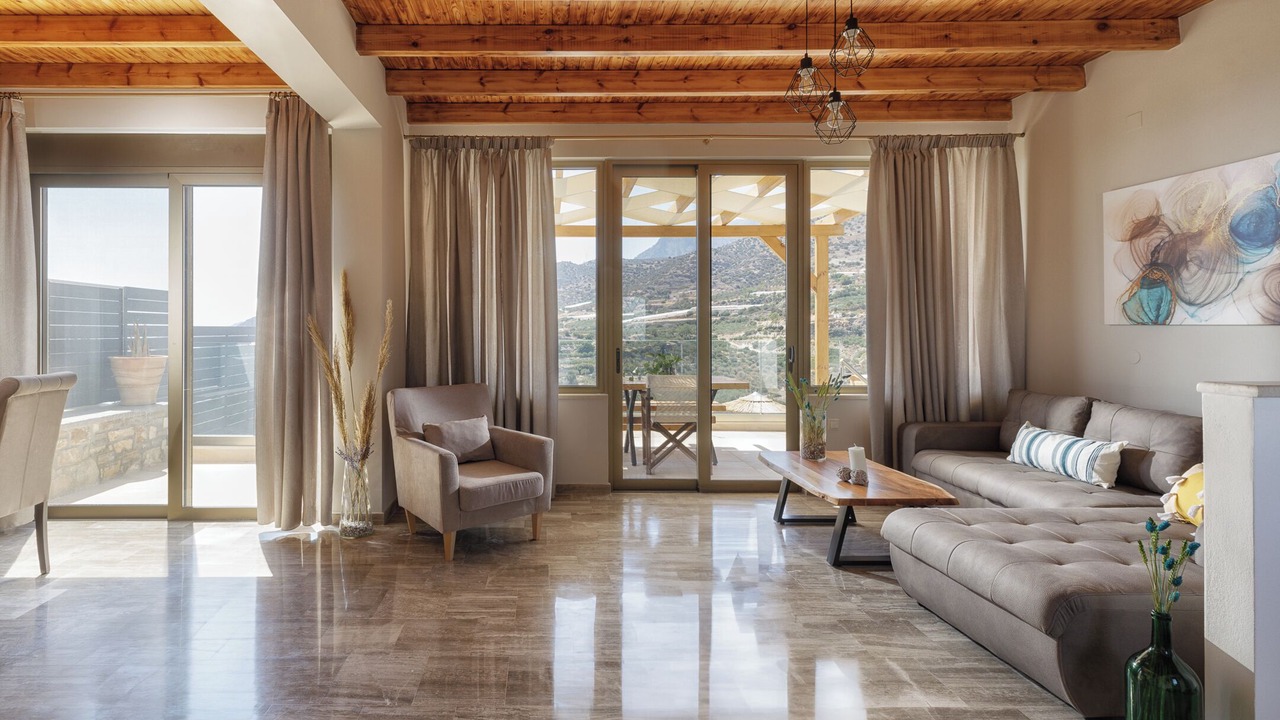 Photo of Livingroom in Pefki