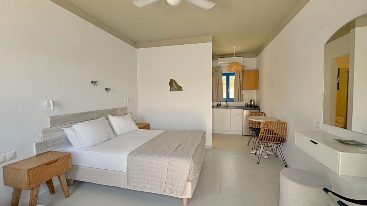 Photo of Bedroom in Katapola