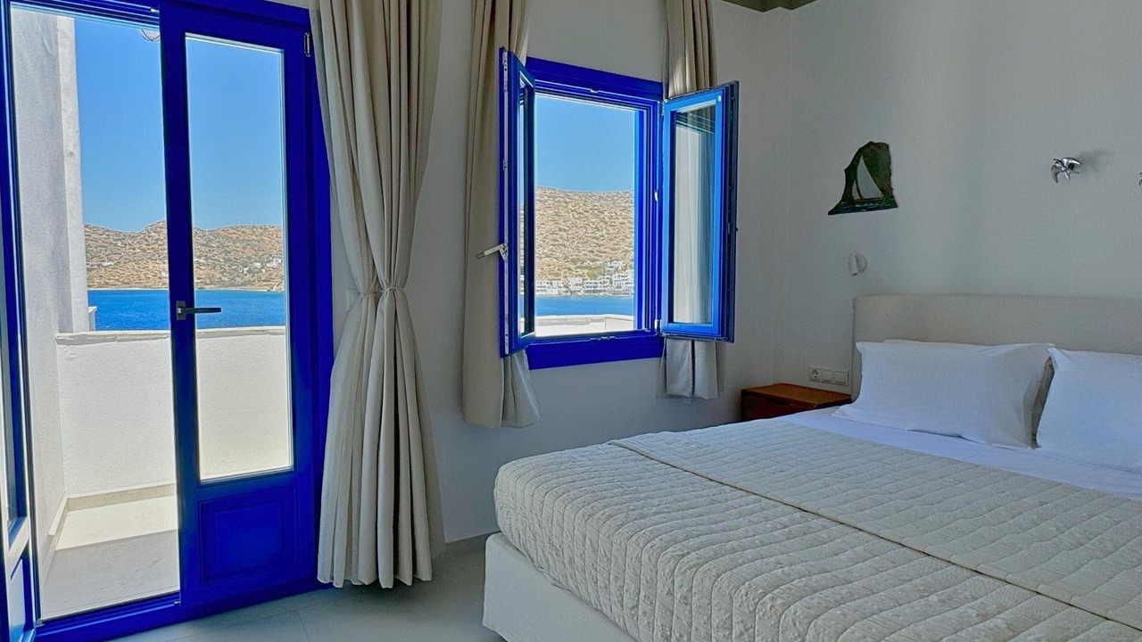 Photo of Bedroom in Katapola