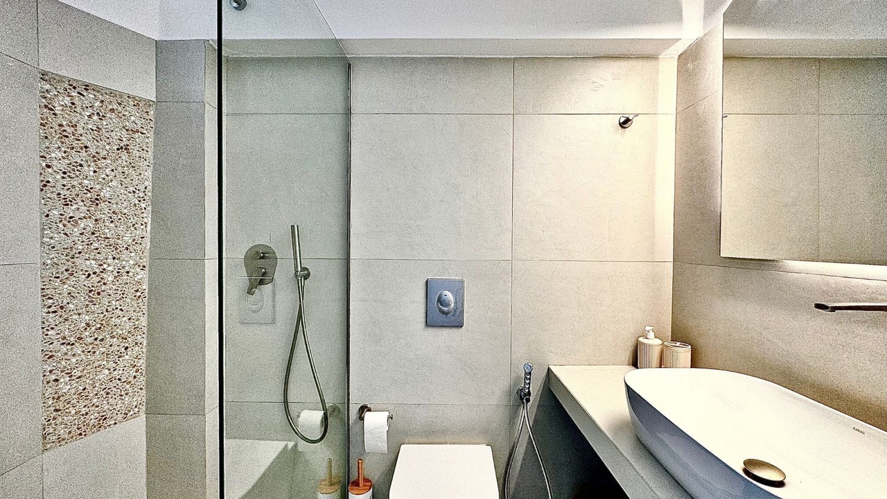 Photo of Bathroom in Katapola