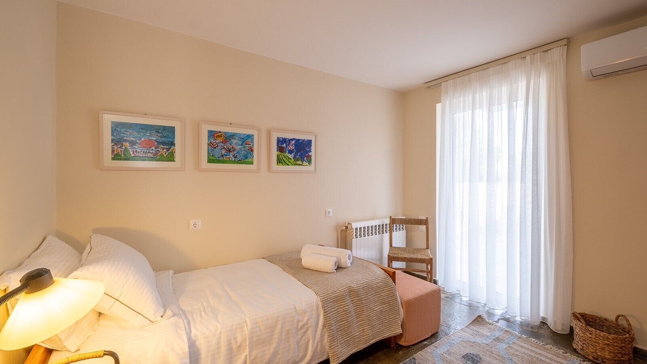 Photo of Bedroom in Lavrio