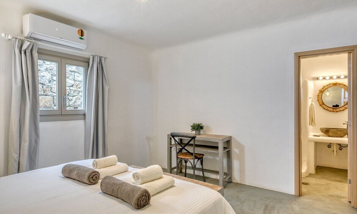 Photo of Bedroom in Panormos