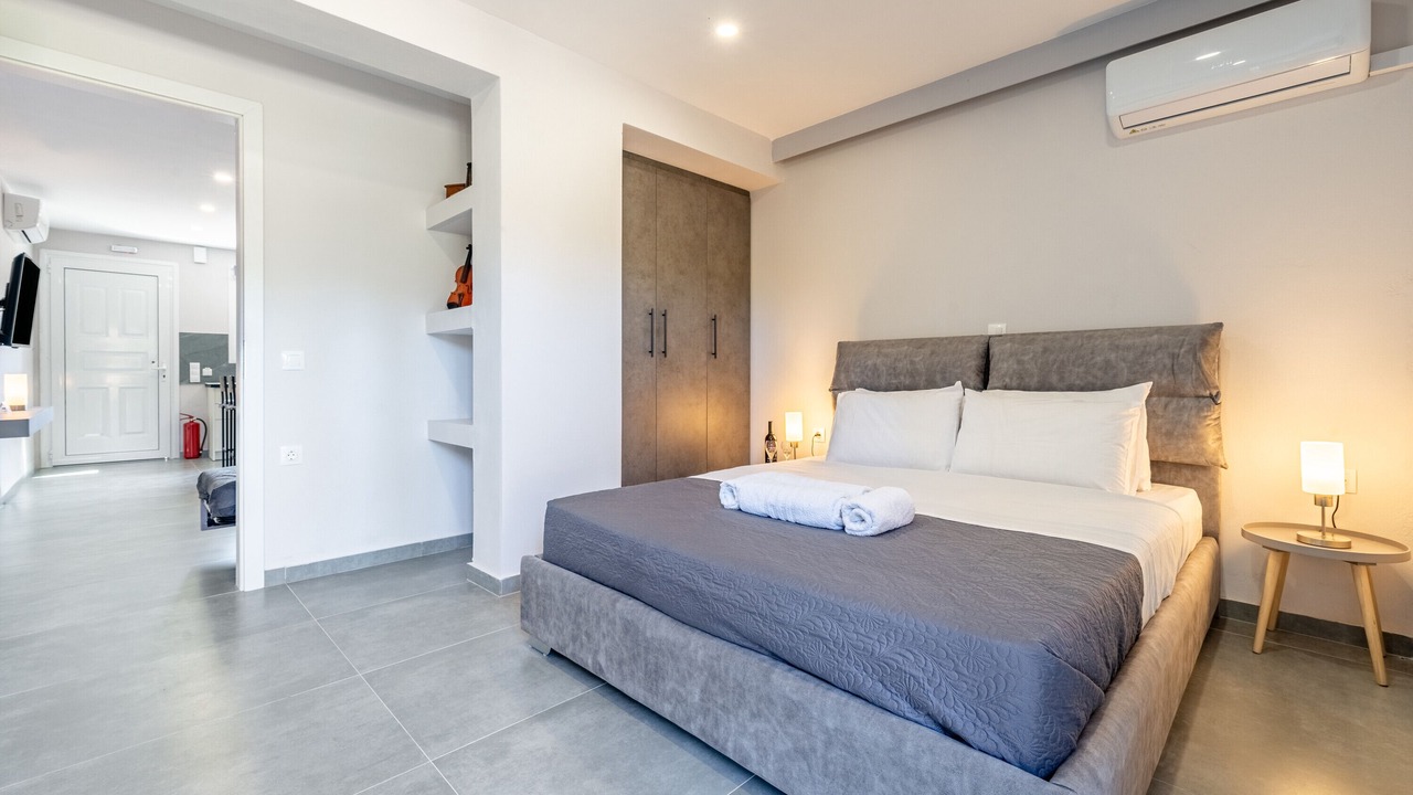 Photo of Bedroom in Molos