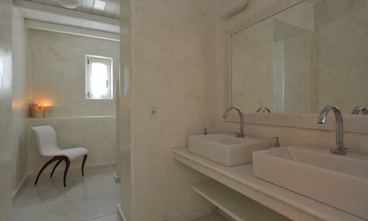 Photo of Bathroom in Paros