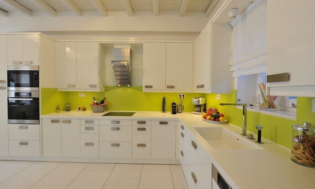 Photo of Kitchen in Paros