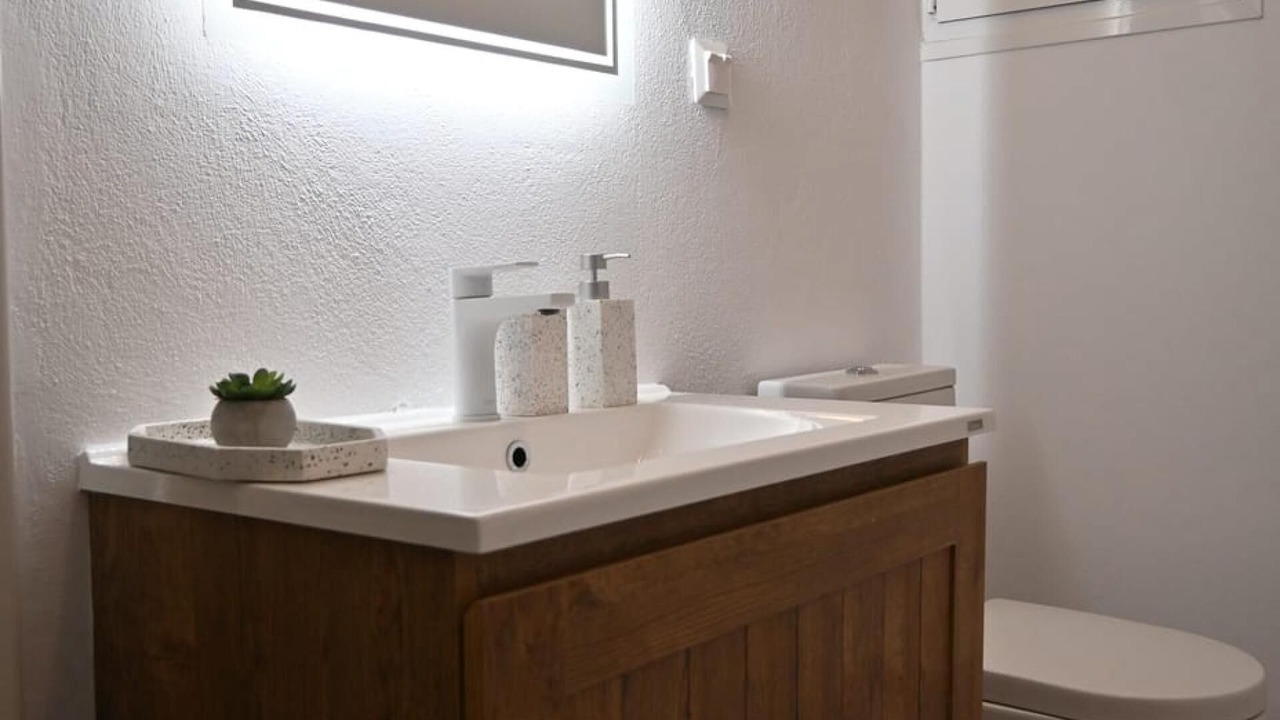 Photo of Bathroom in Volos City Centre