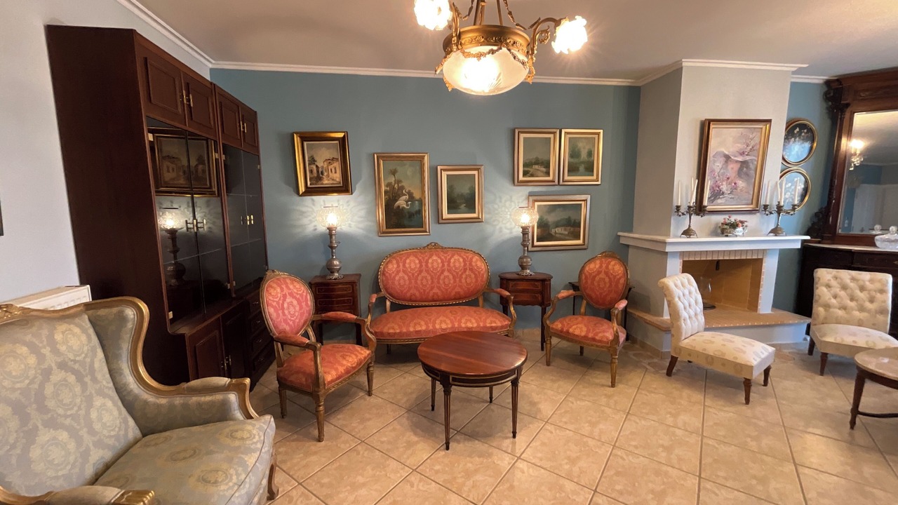 Photo of Livingroom in Markopoulon