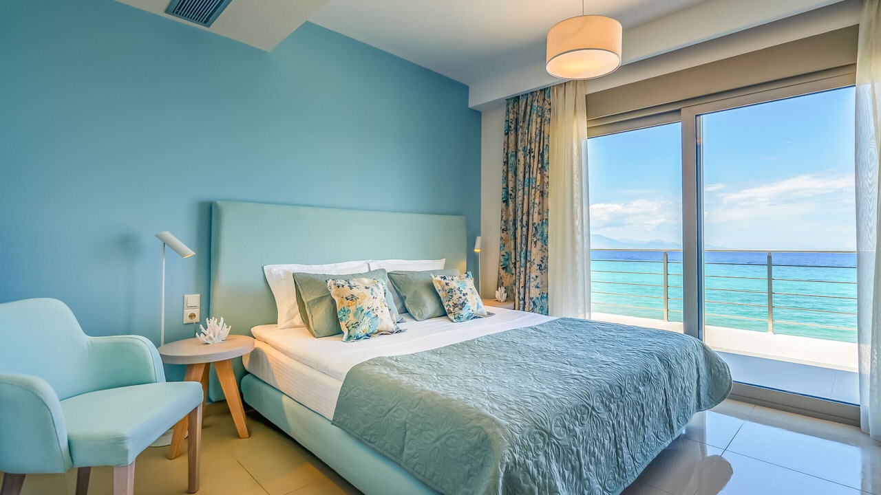 Photo of Bedroom in Neromilos