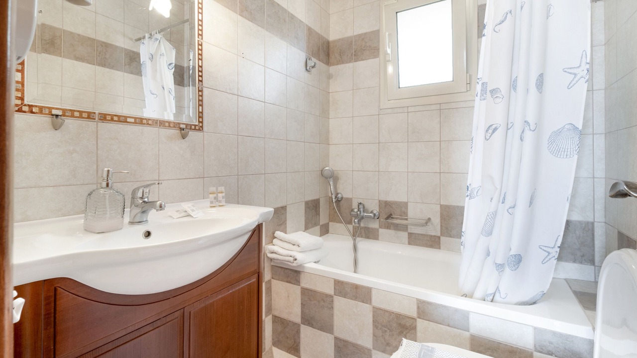 Photo of Bathroom in Nikiana