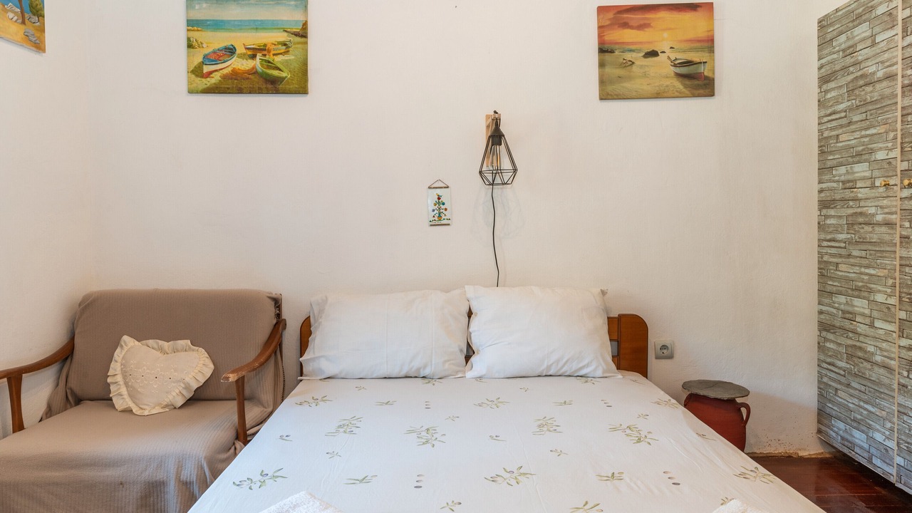 Photo of Bedroom in Kapparia