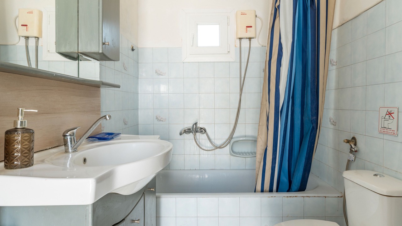 Photo of Bathroom in Kapparia