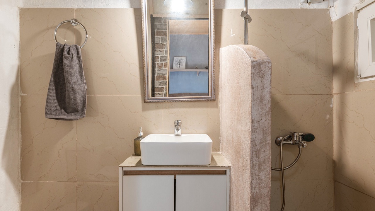 Photo of Bathroom in Kapparia
