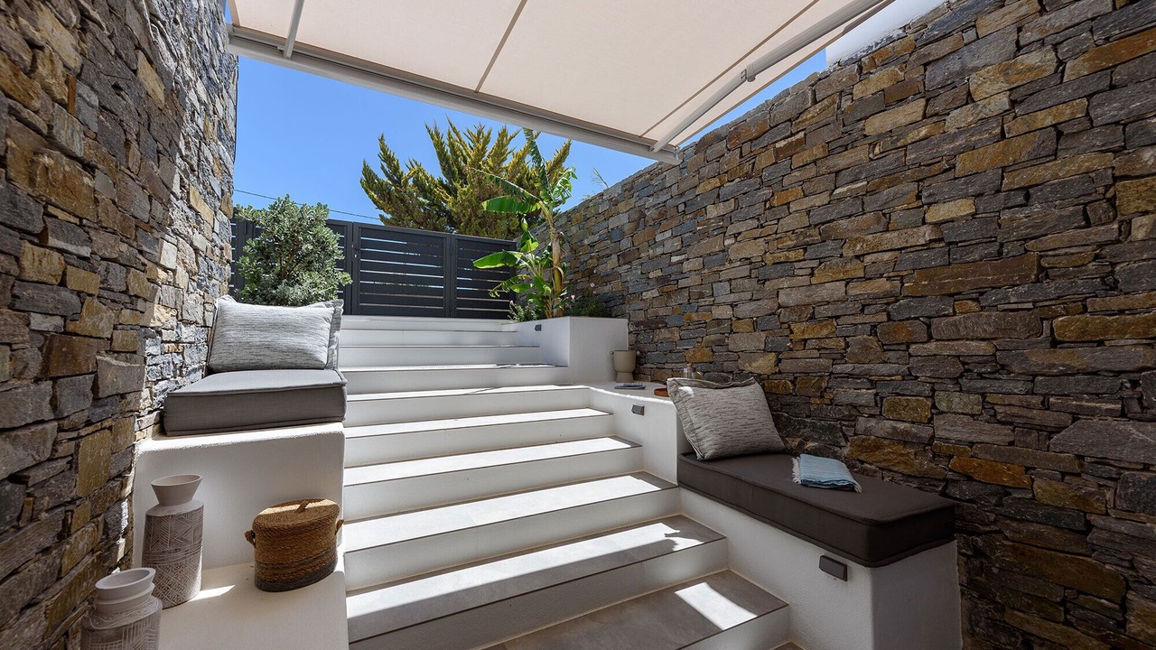 Photo of Outdoor in Ampelas