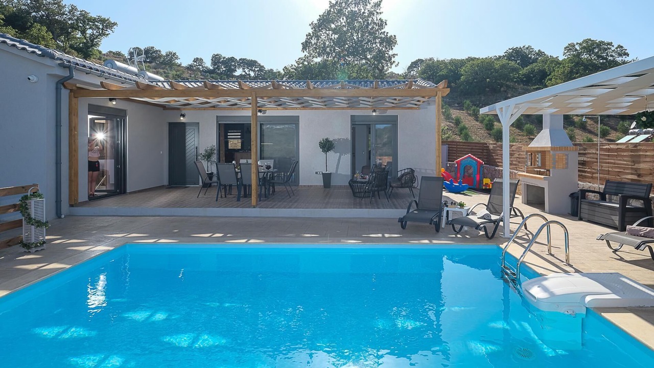 Photo of Outdoor in Monopari