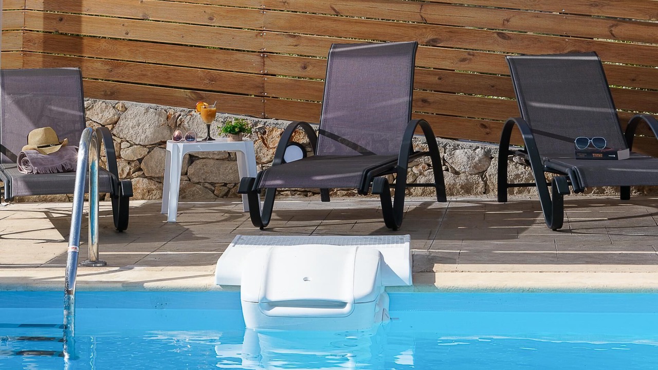 Photo of Outdoor in Monopari