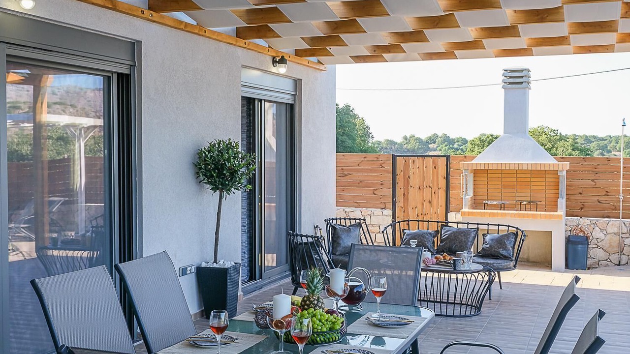 Photo of Outdoor in Monopari