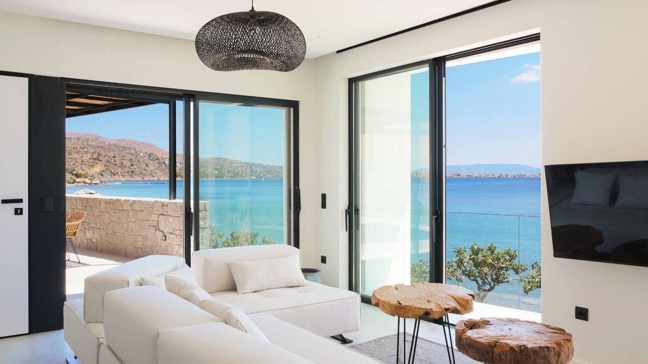 Photo of Livingroom in Aegina