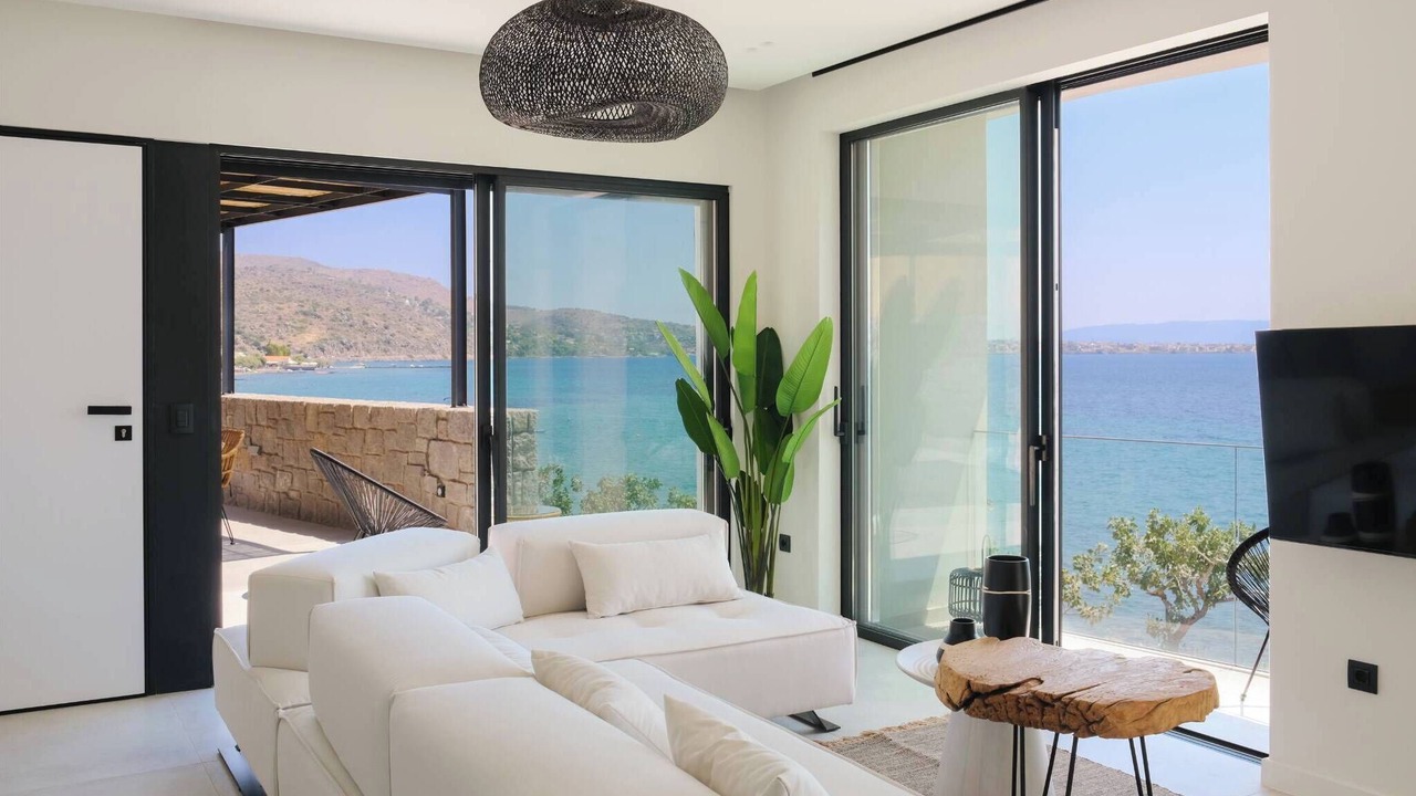 Photo of Livingroom in Aegina