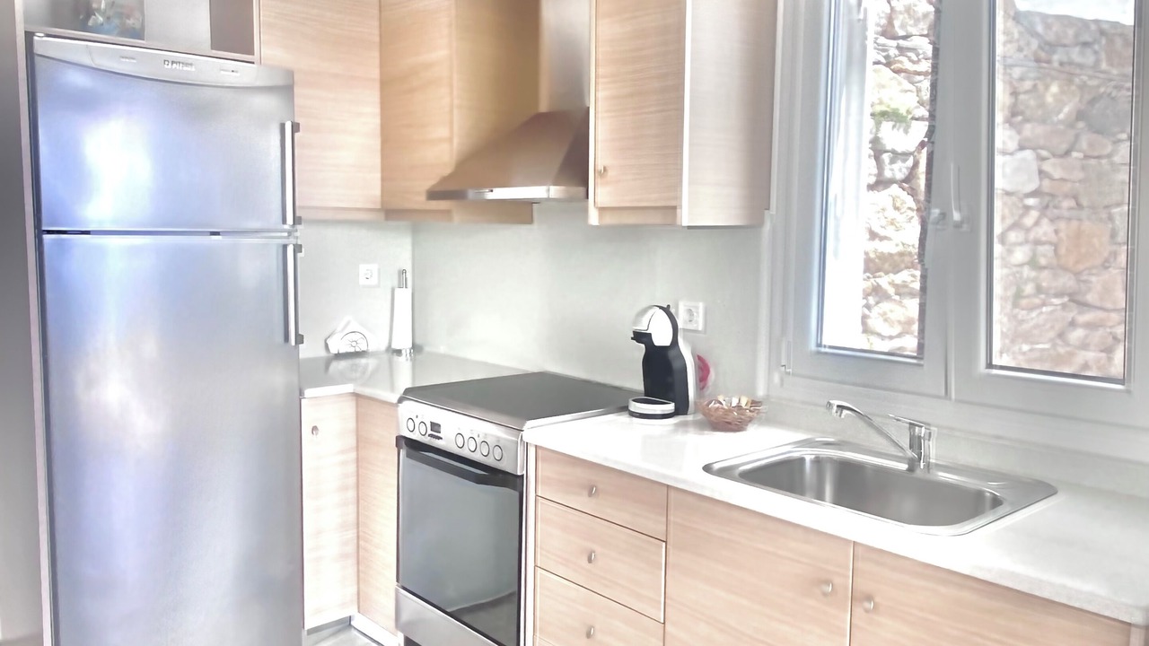 Photo of Kitchen in Platis Gialos