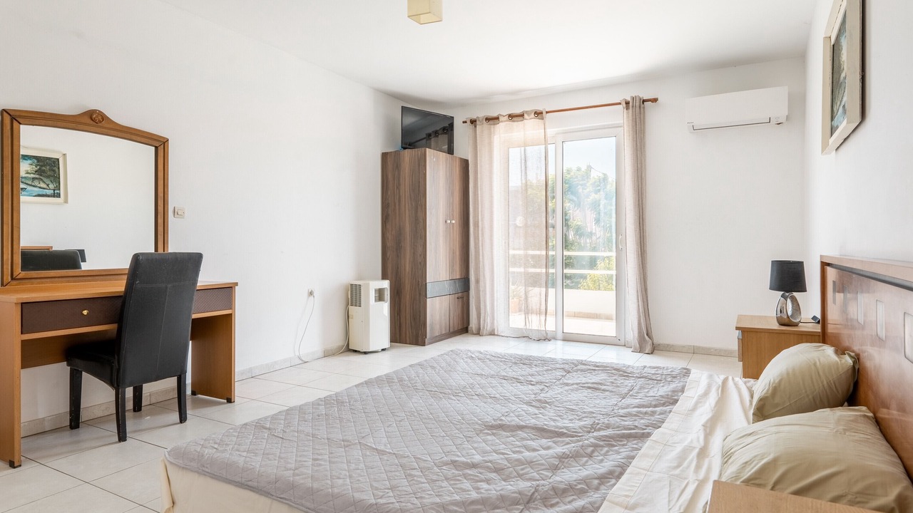 Photo of Bedroom in Fanai