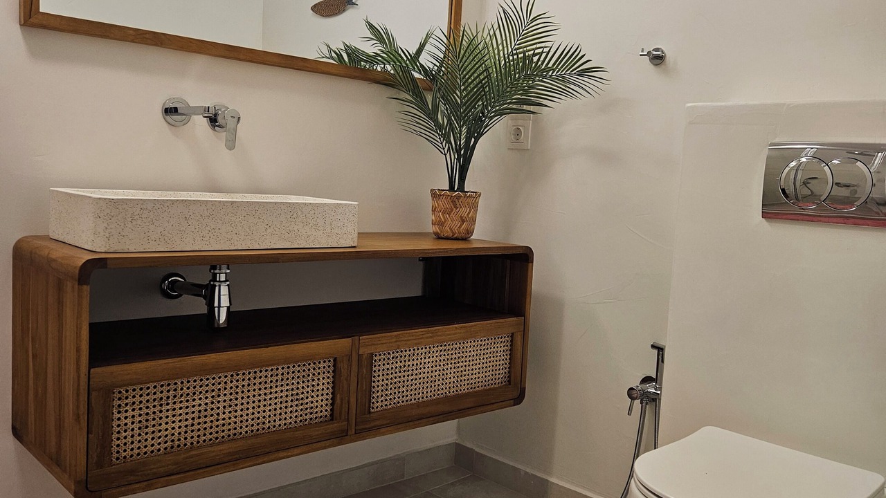 Photo of Bathroom in Nisi