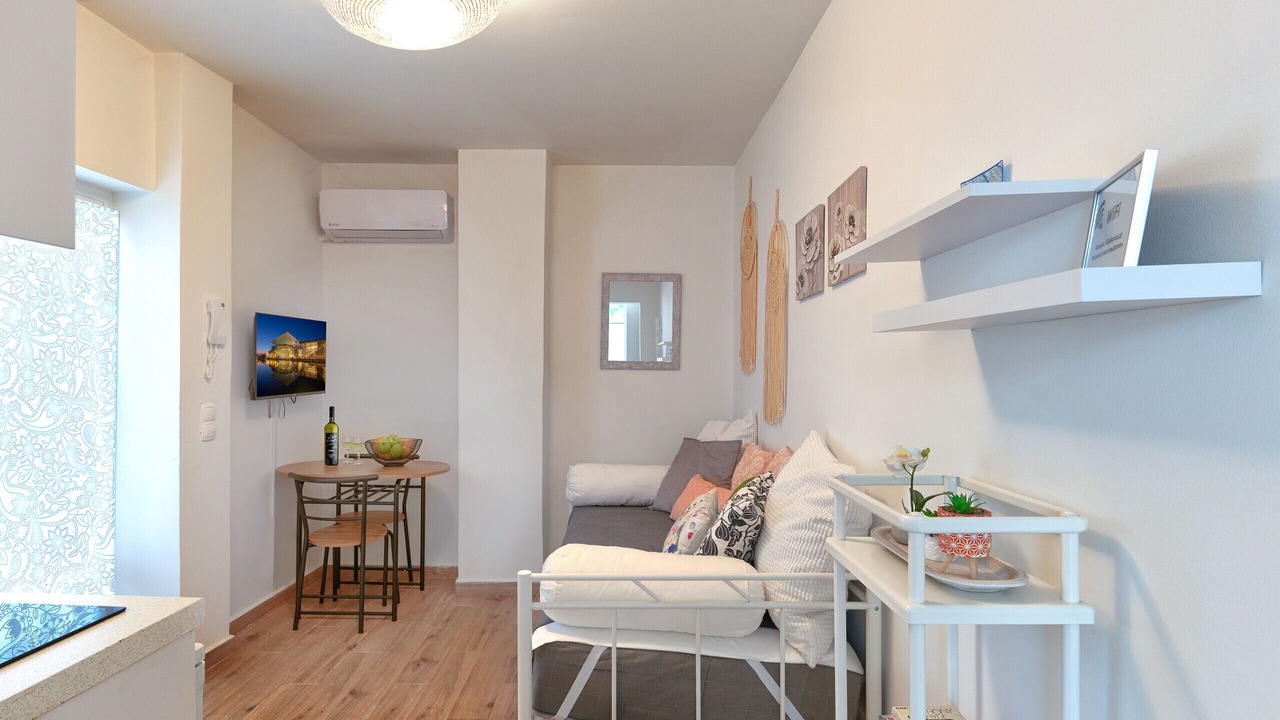 Photo of Livingroom in Neos Kosmos