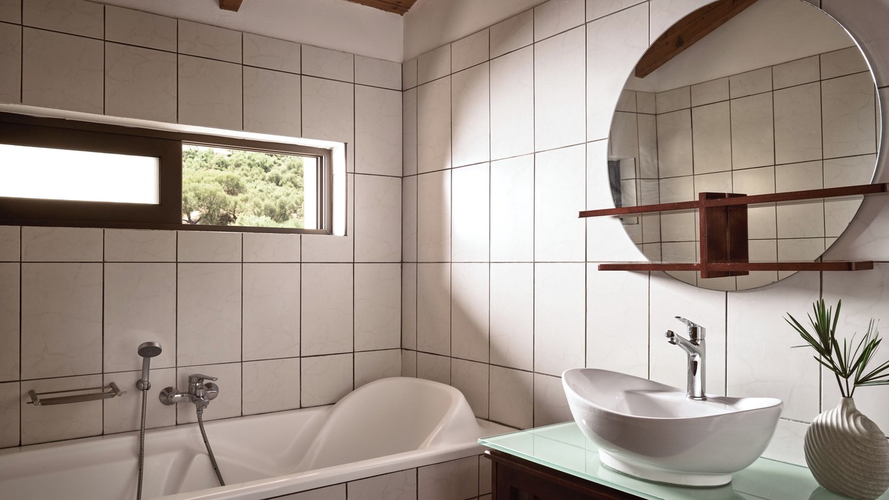 Photo of Bathroom in Alikanas