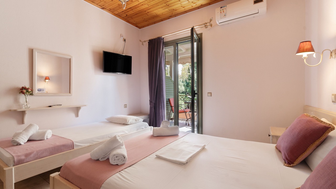 Photo of Bedroom in Kalamitsi