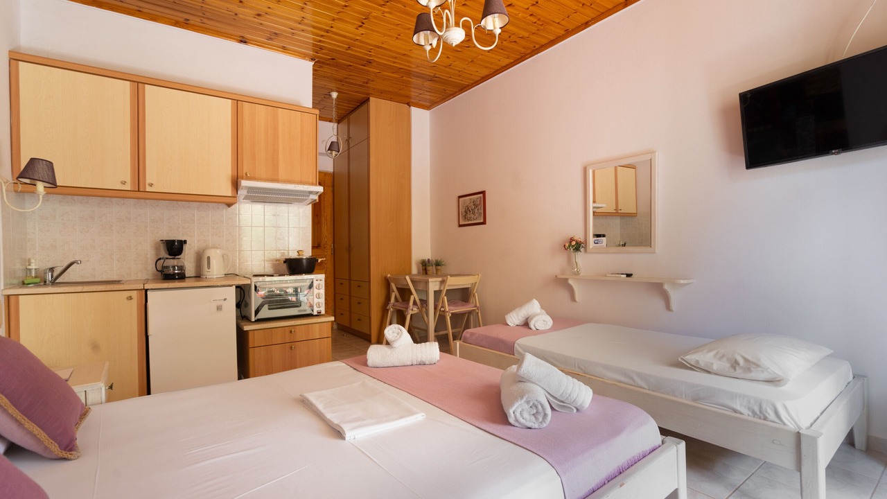 Photo of Bedroom in Kalamitsi