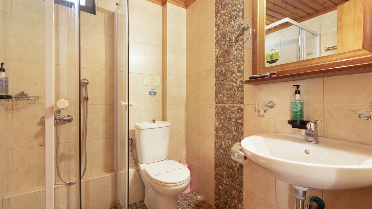 Photo of Bathroom in Kalamitsi