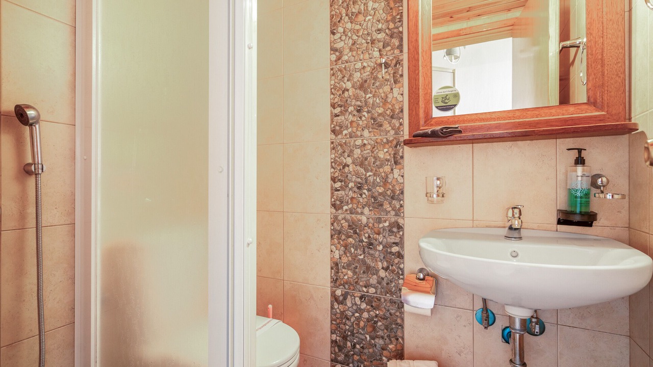 Photo of Bathroom in Kalamitsi