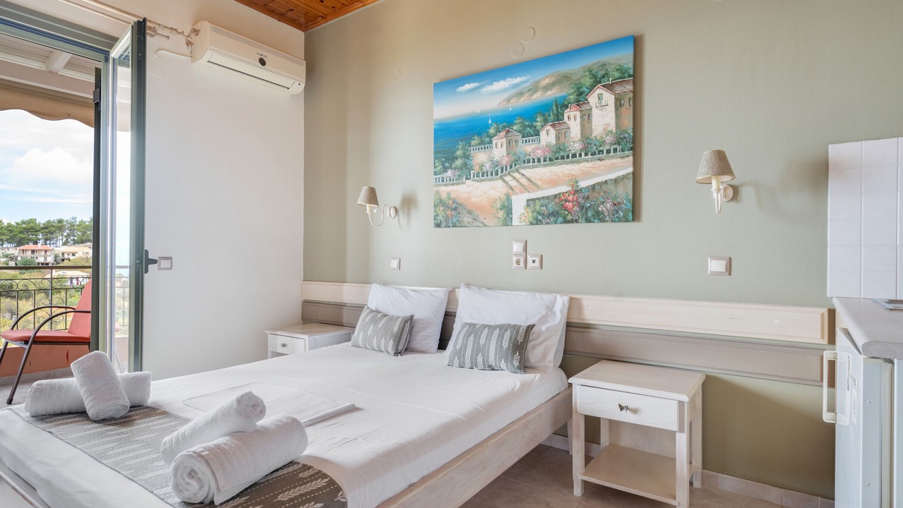 Photo of Bedroom in Kalamitsi