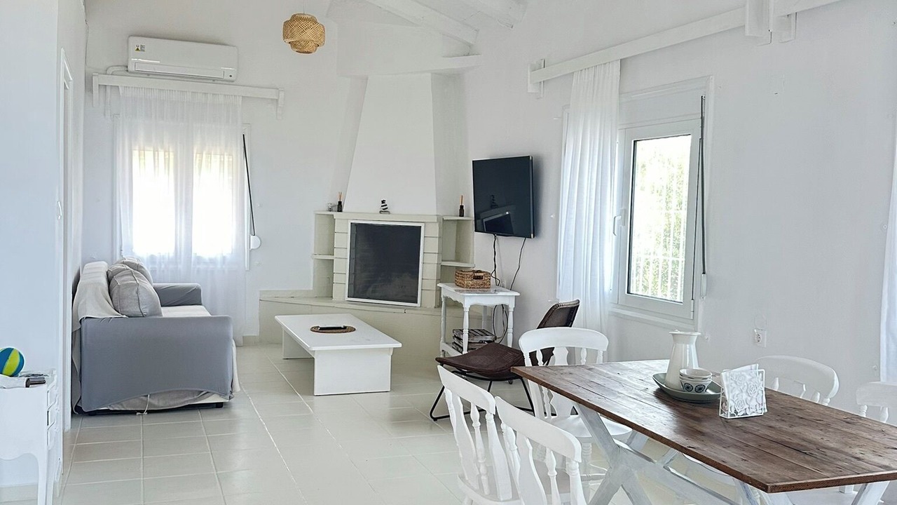 Photo of Livingroom in Loutsa