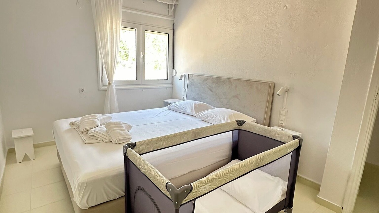 Photo of Bedroom in Loutsa