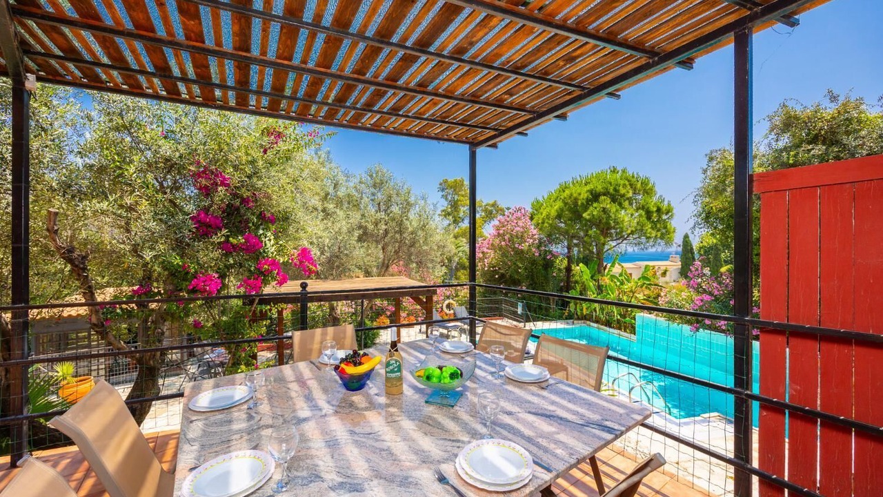 Photo of Outdoor in Kateleios