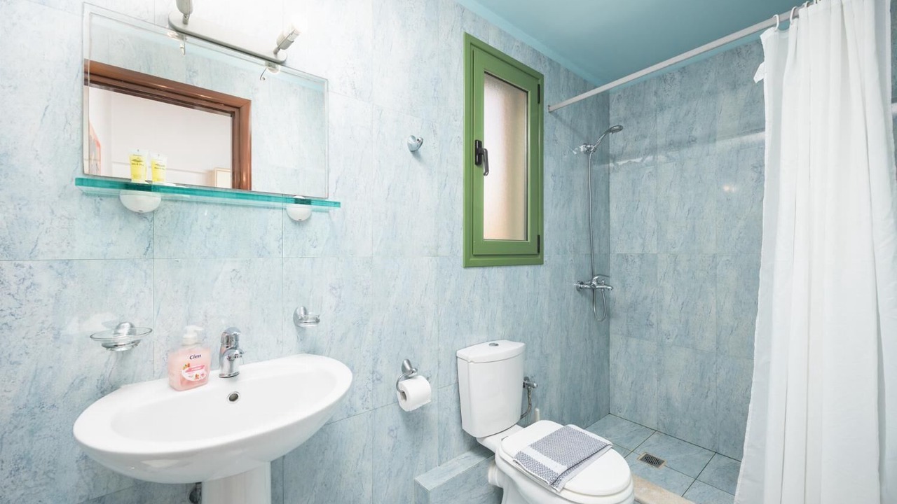 Photo of Bathroom in Kateleios