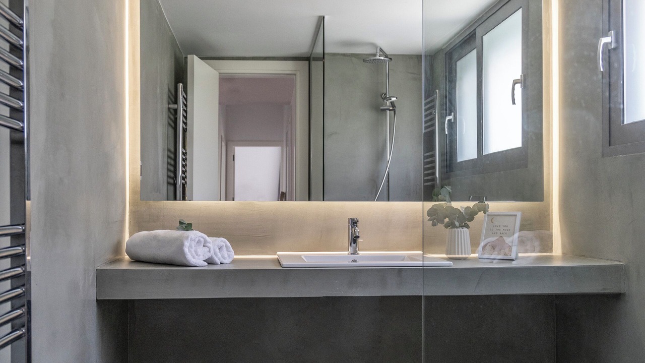 Photo of Bathroom in Kifisia