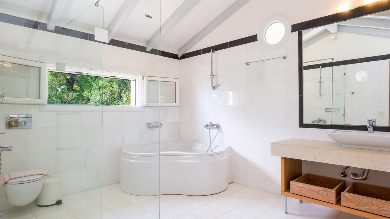 Photo of Bathroom in Katavolos