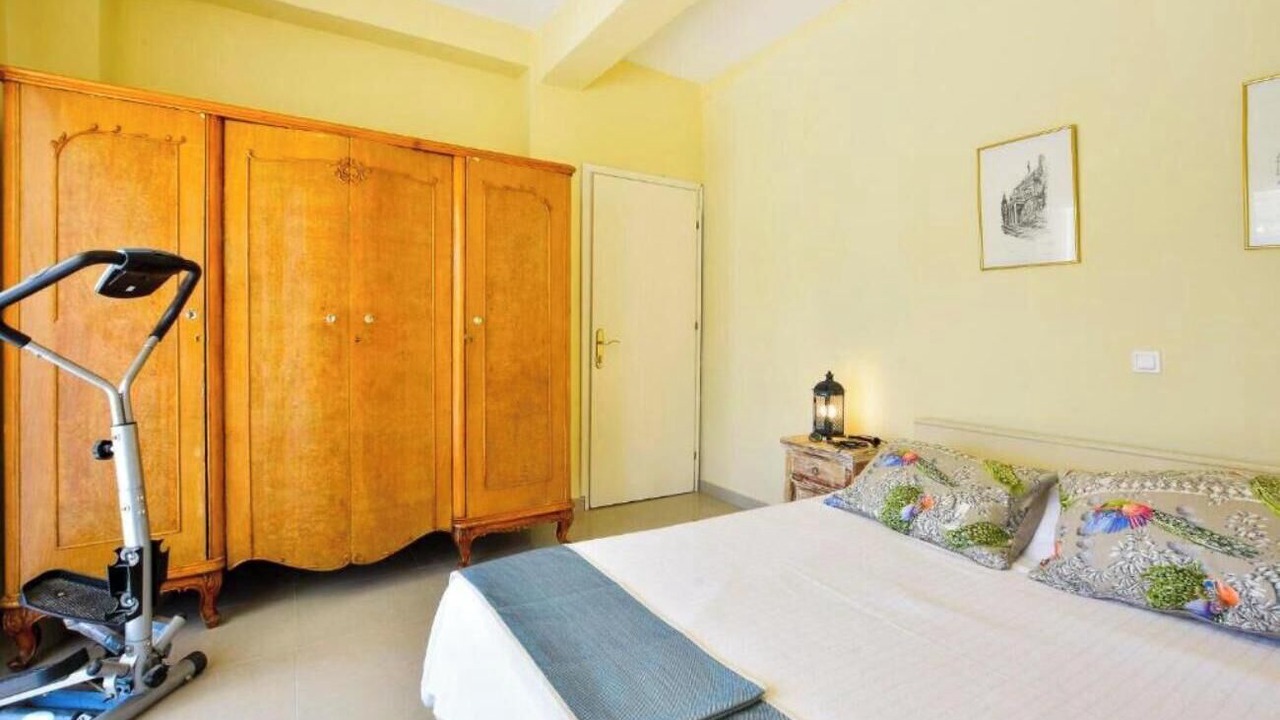 Photo of Bedroom in Makrata