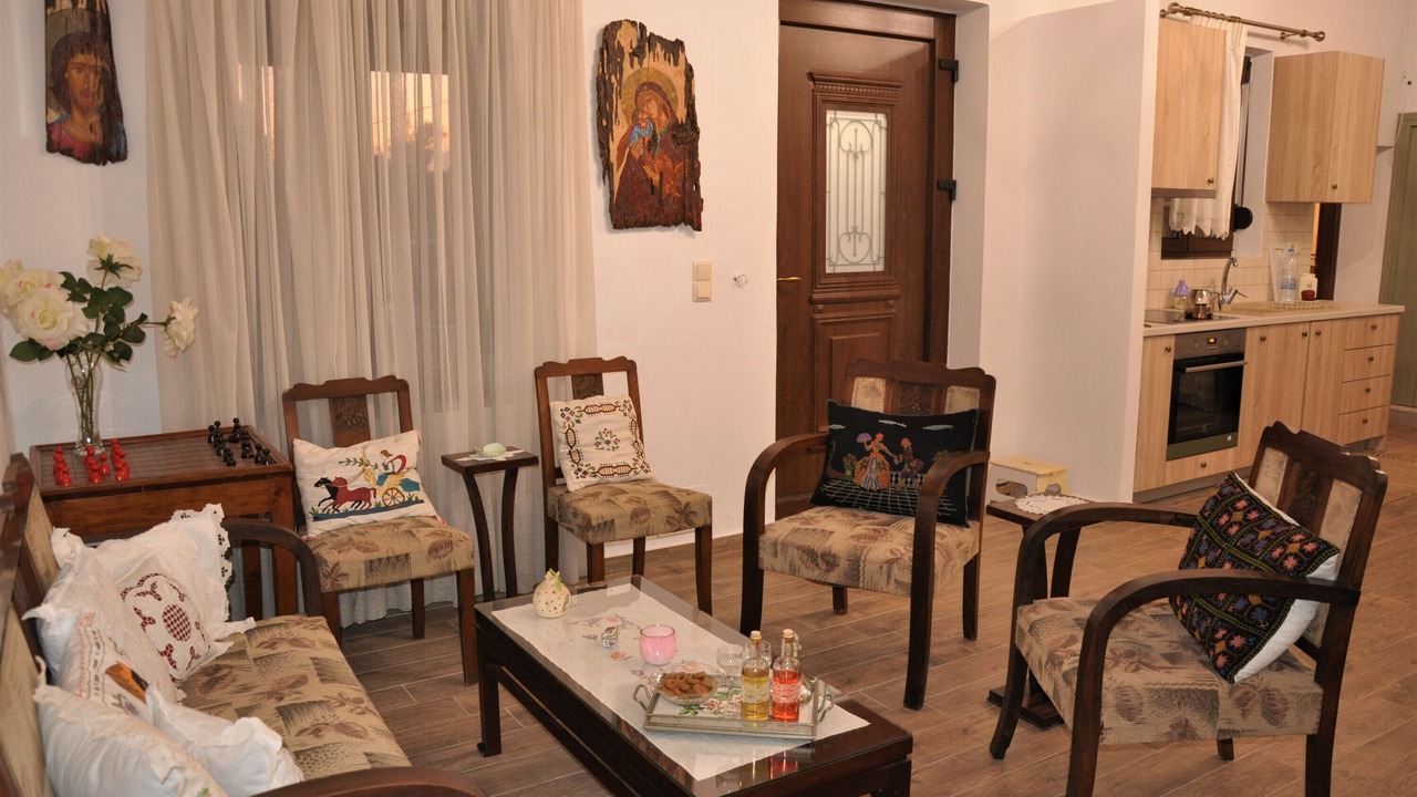 Photo of Others in Apostoli