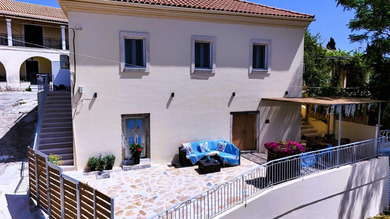 Photo of Patio Balcony in Peroulades