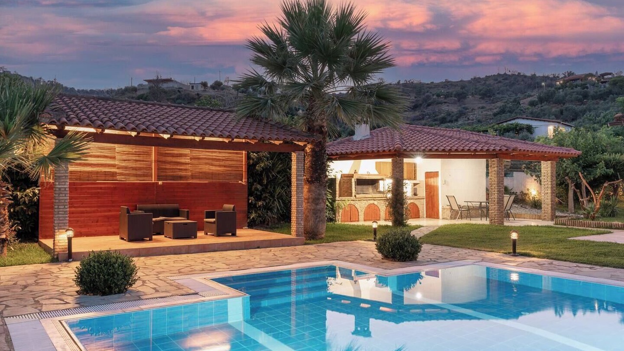 Photo of Outdoor in Lampiri