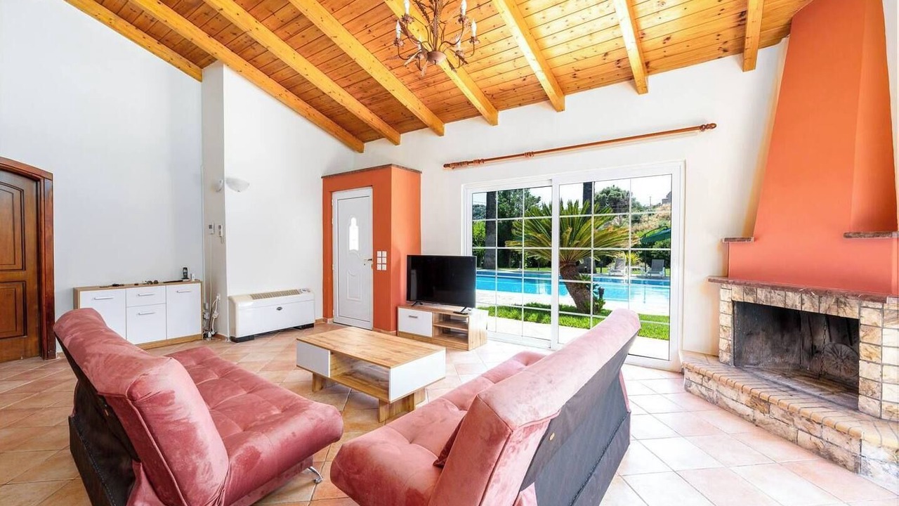 Photo of Livingroom in Lampiri