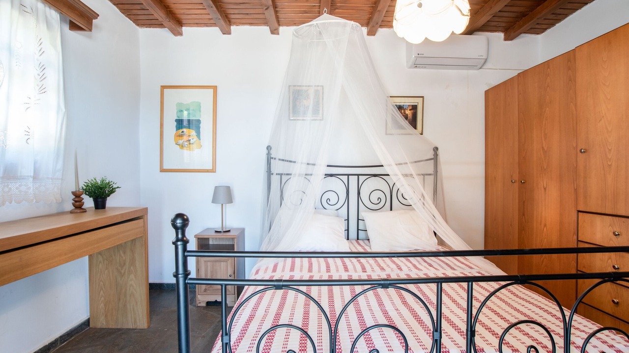 Photo of Bedroom in Naxos