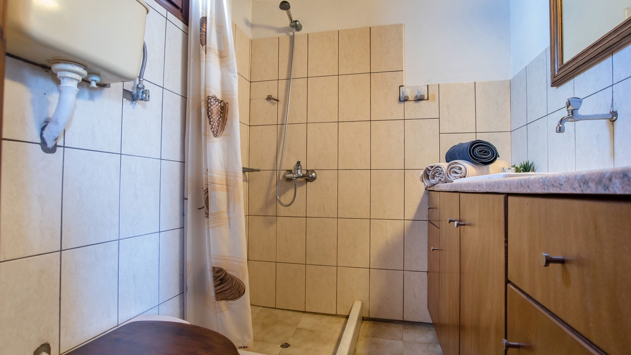 Photo of Bathroom in Naxos
