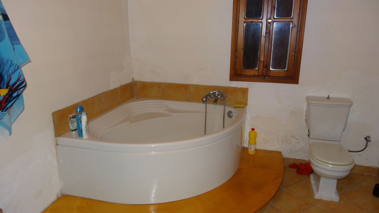 Photo of Bathroom in Amaniou