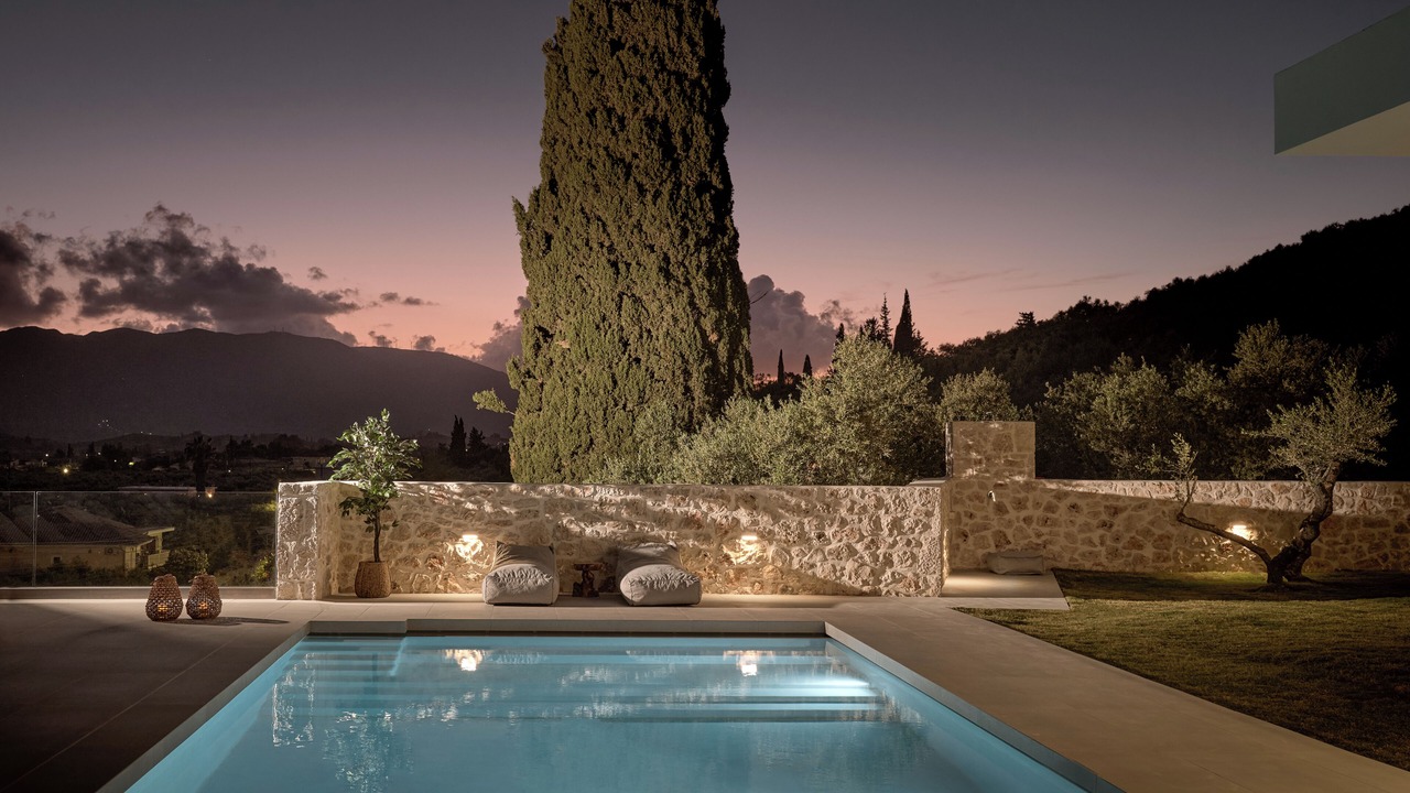 Photo of Outdoor in Neromilos