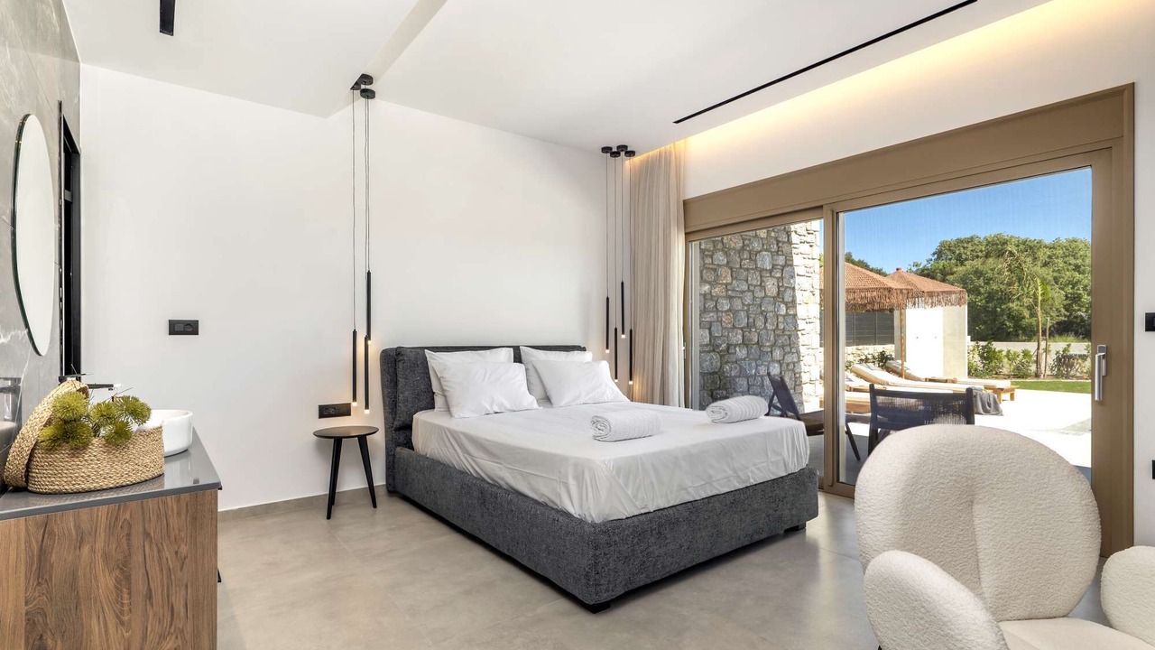 Photo of Bedroom in Asgourou